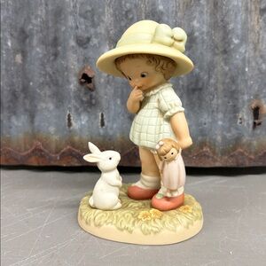 Vintage Enesco "Memories of Yesterday" figurine